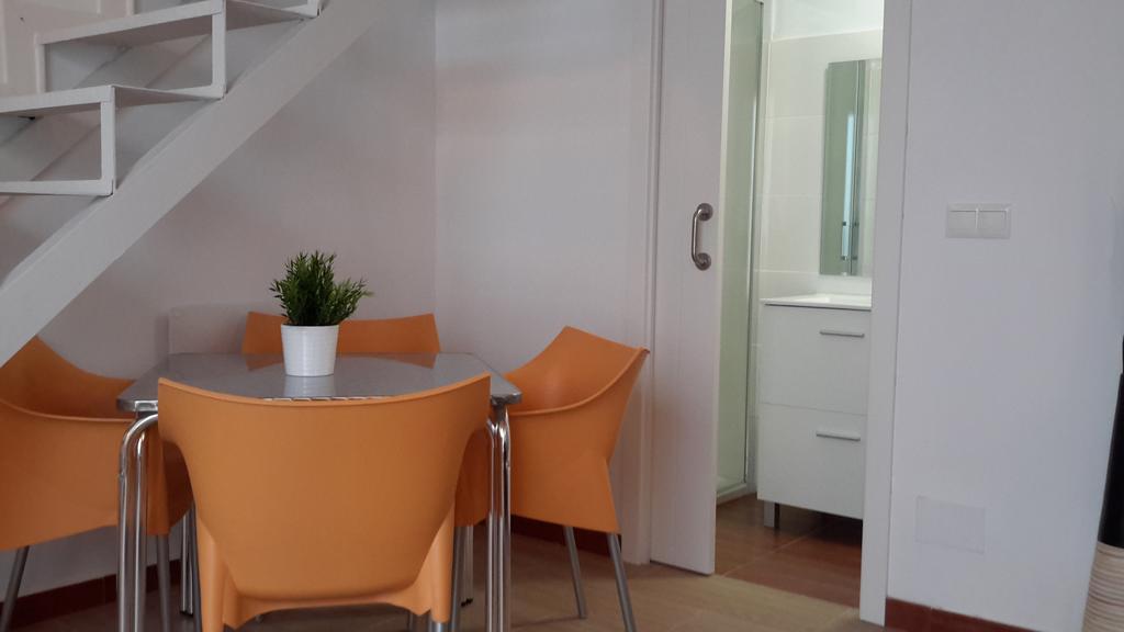 Malaga Centro Apartamentos Luaran gambar