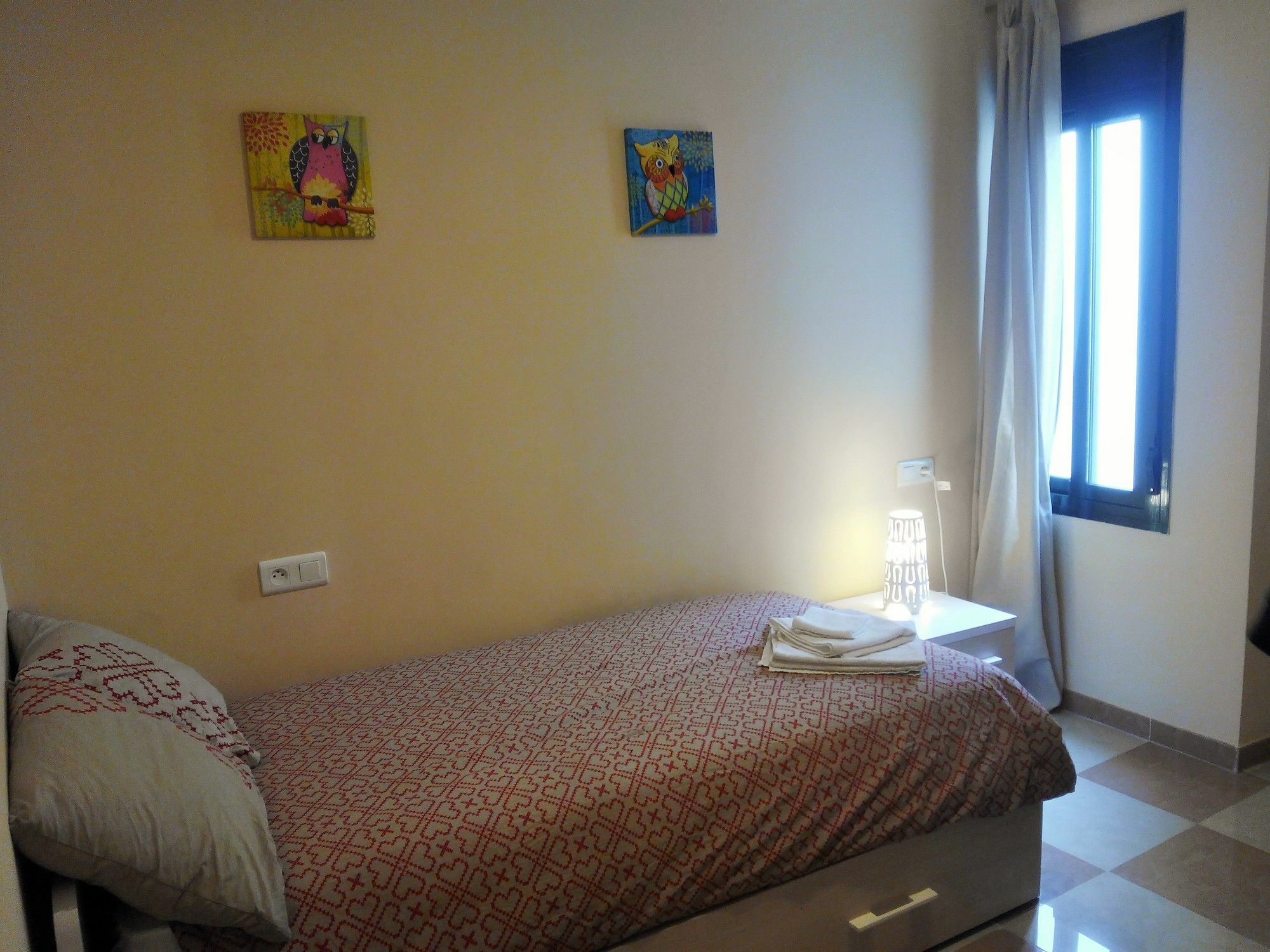 Malaga Centro Apartamentos Luaran gambar
