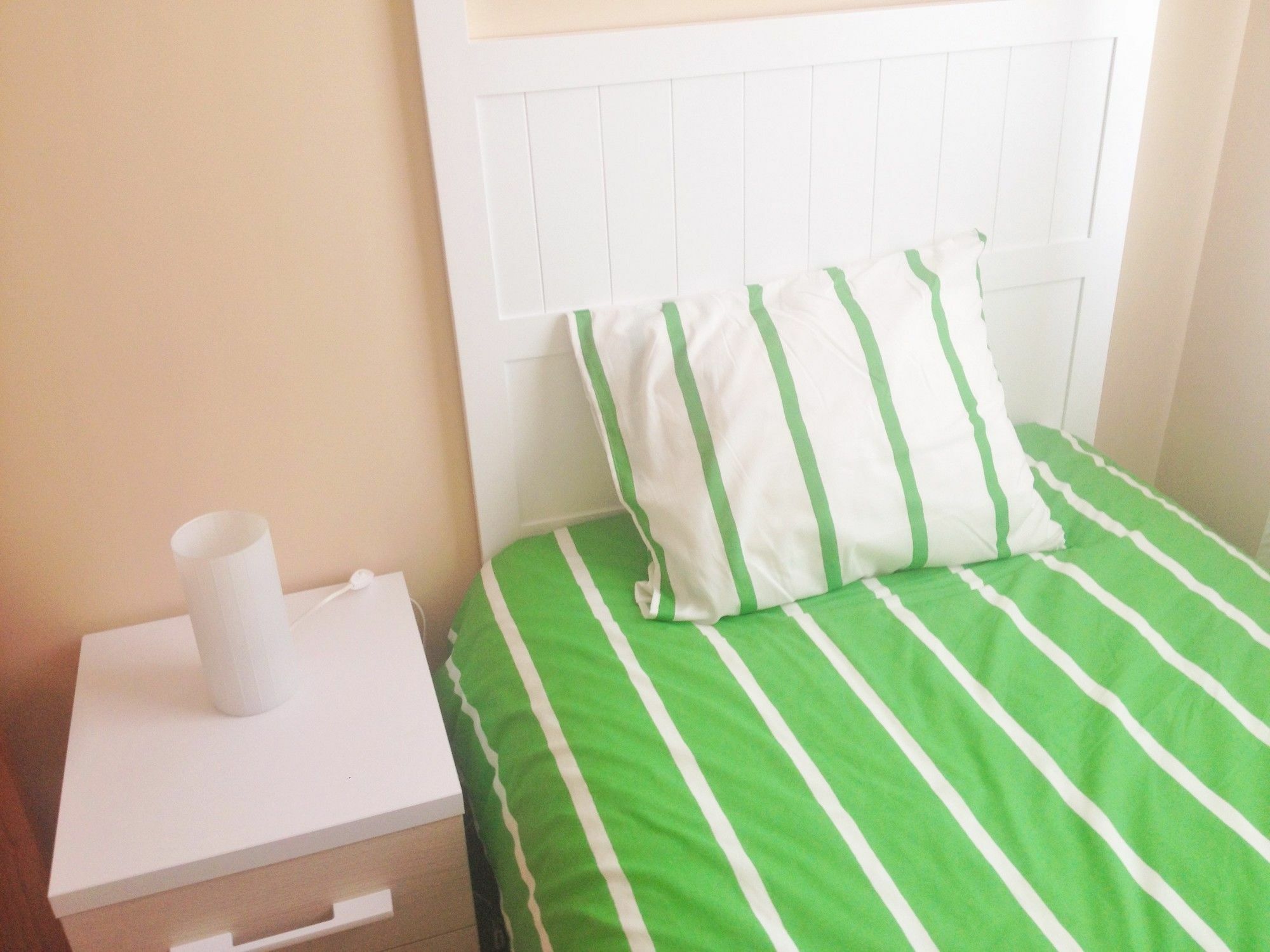 Malaga Centro Apartamentos Luaran gambar